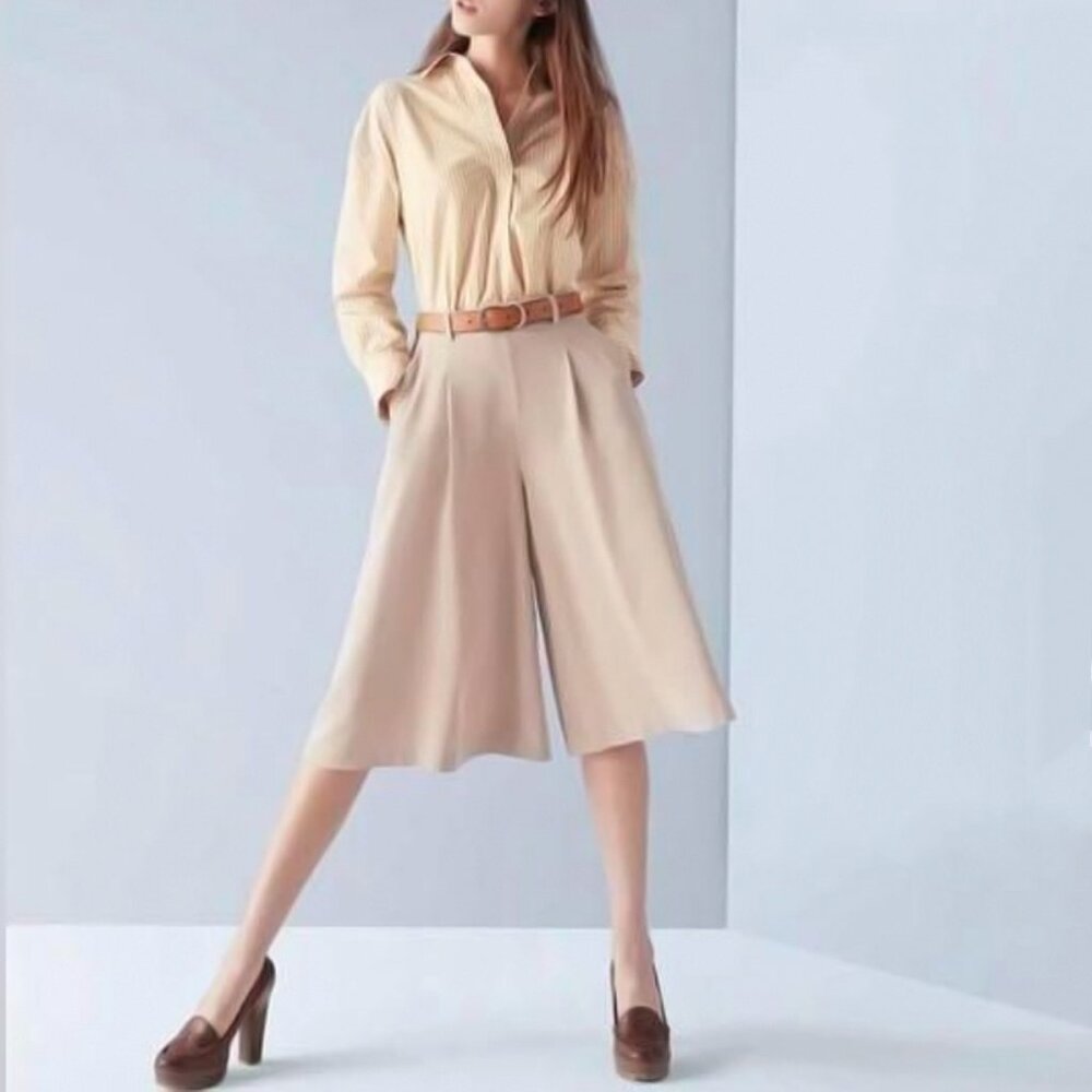 Uniqlo Cropped Culottes, Draped Beige Knee Length Skirt Shorts Pants, XS to S